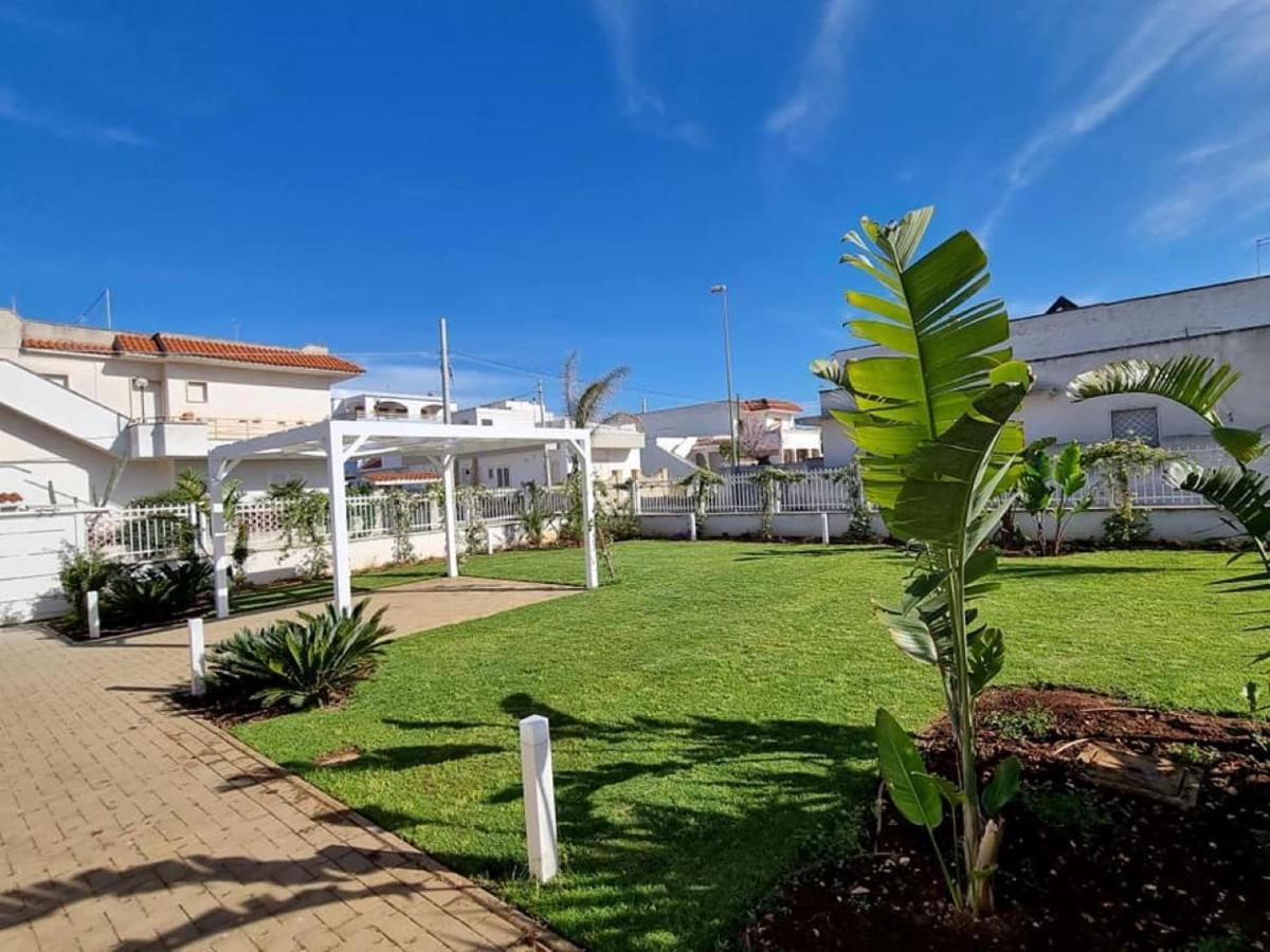 Villa Zizzari A Due Passi Dal Mare Torre Lapillo Exteriér fotografie
